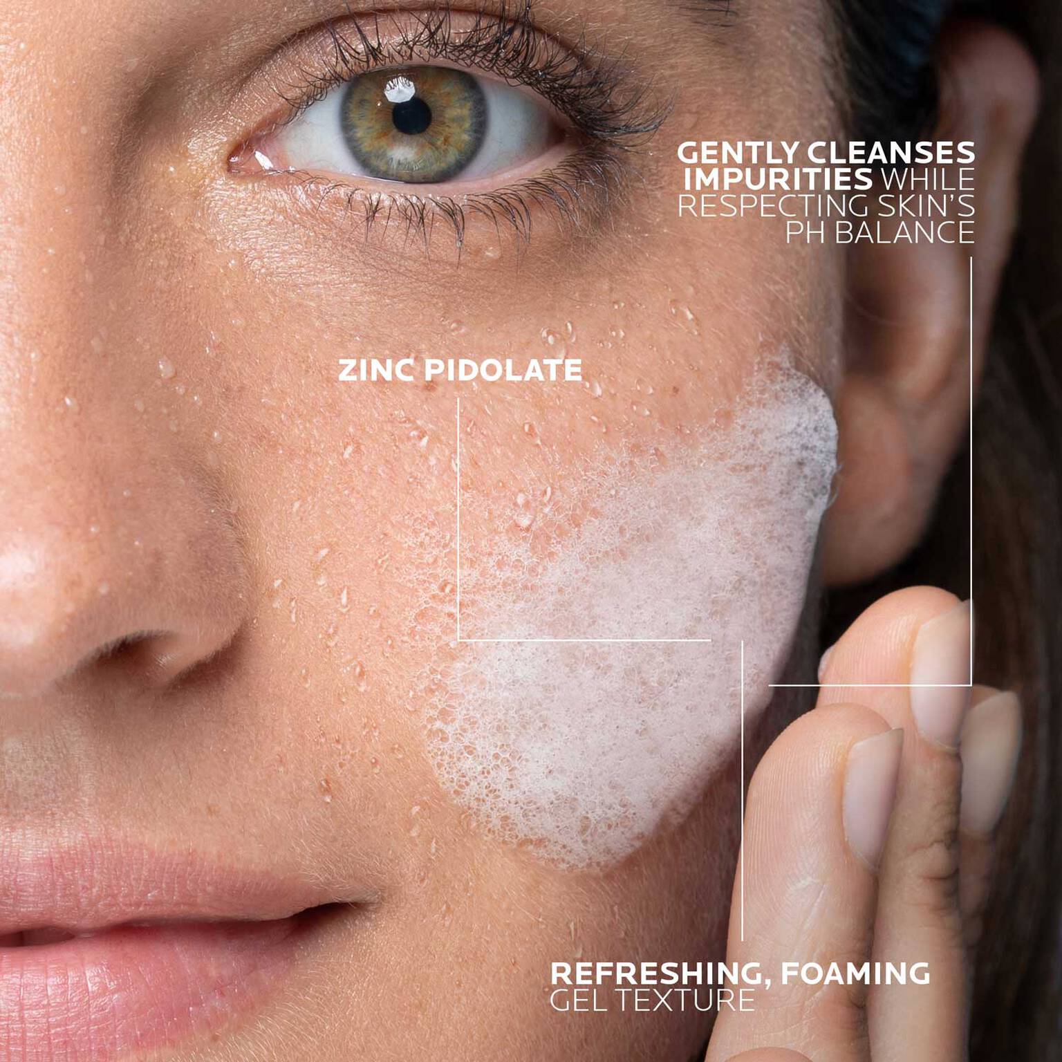 effaclar-gel-facial-wash-for-oily-skin-x5 LaRochePosay-Product-Effaclar-Effaclar-Foaming-Gel-400ml-3337872411991-texture-REV.jpg